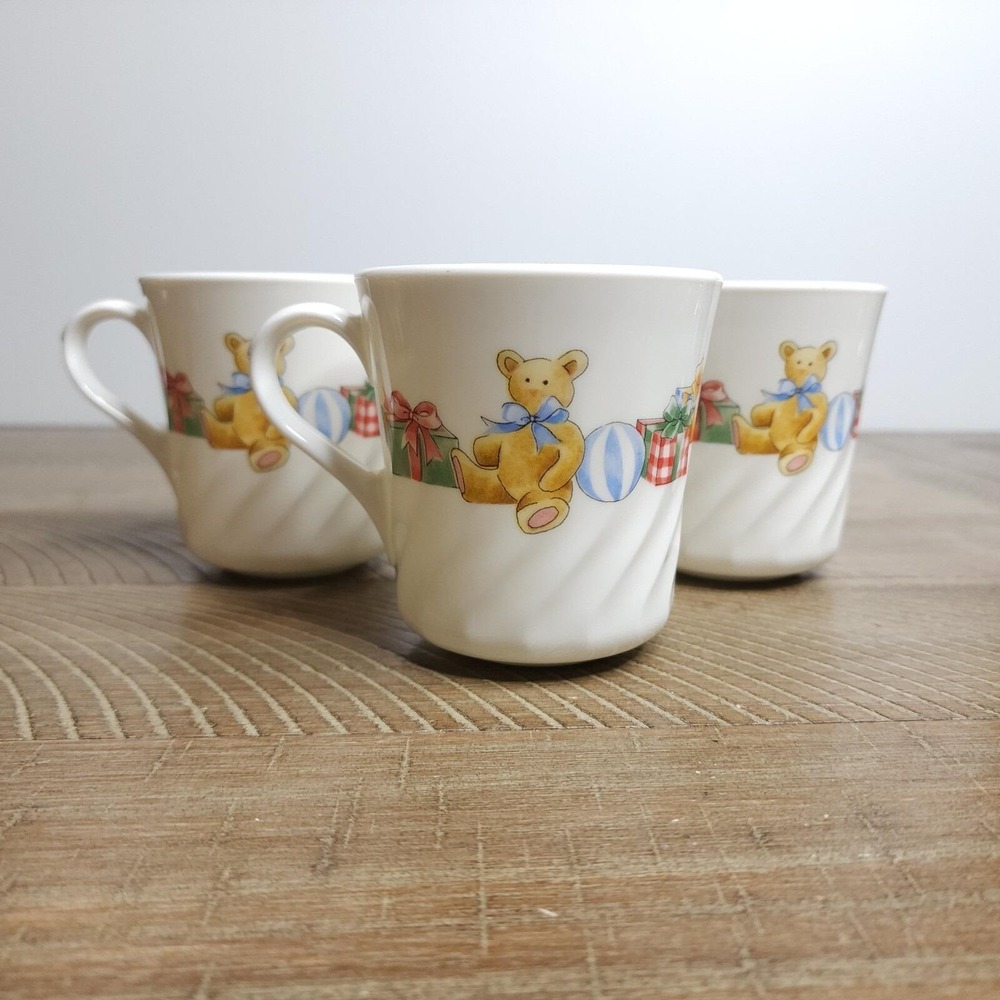 Set of 3 Corelle HOLIDAY MAGIC Christmas Tree & Teddy Bear Swirl Mug USA